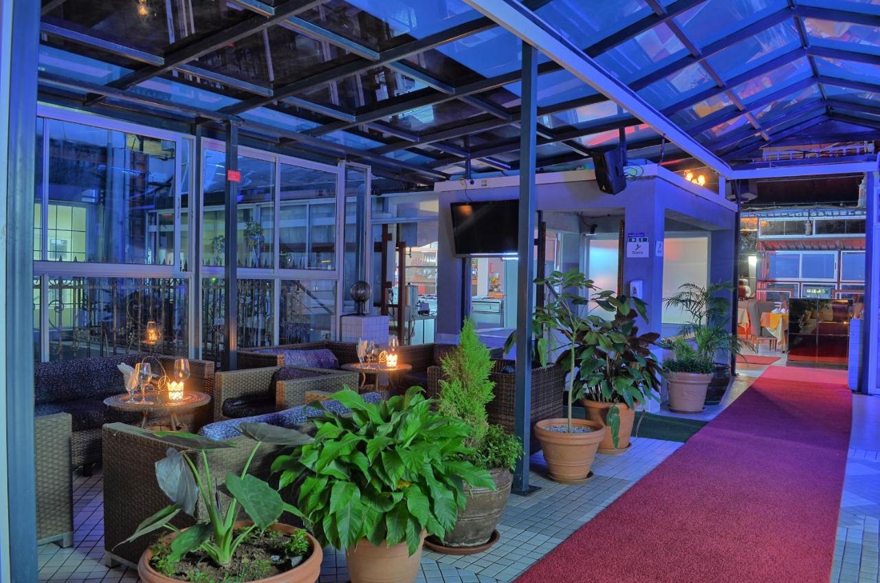 Clarence House Nairobi Apartment Ngoại thất bức ảnh